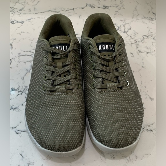 NOBULL Olive Green Trainers Size 7.5 - Picture 1 of 10